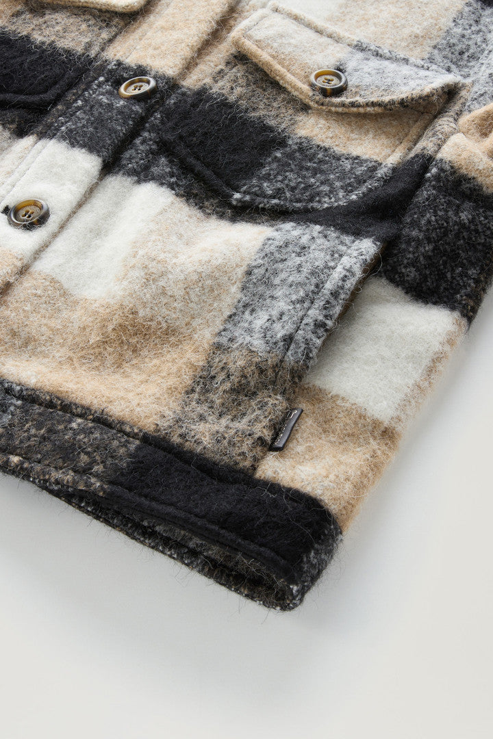 Check Overshirt wth Fringed Trim in Alpaca and Wool Blend (Beige Buffalo) - Detail View 3