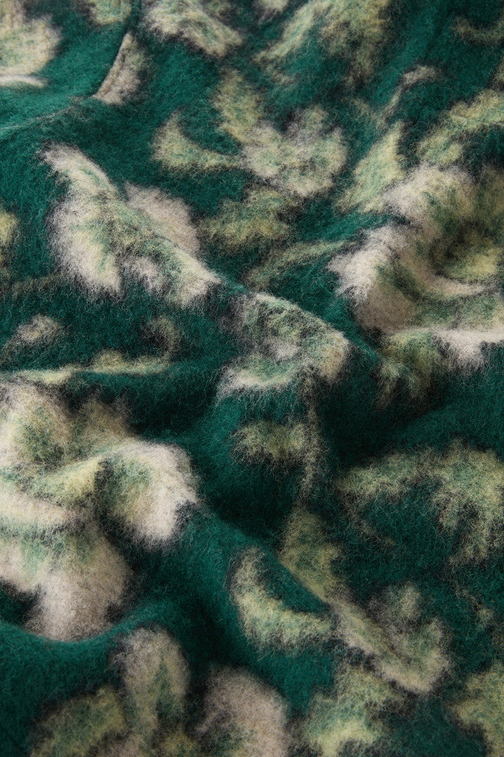 Gentry Overshirt in Wool Blend (Green Flower) - Detail View 3