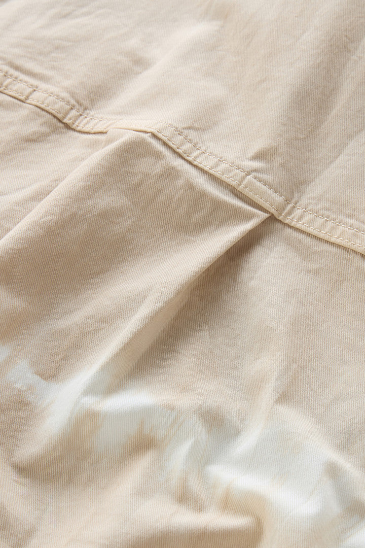 Garment-Dyed Overshirt in Stretch Cotton Twill (Light Oak) - Detail View 4