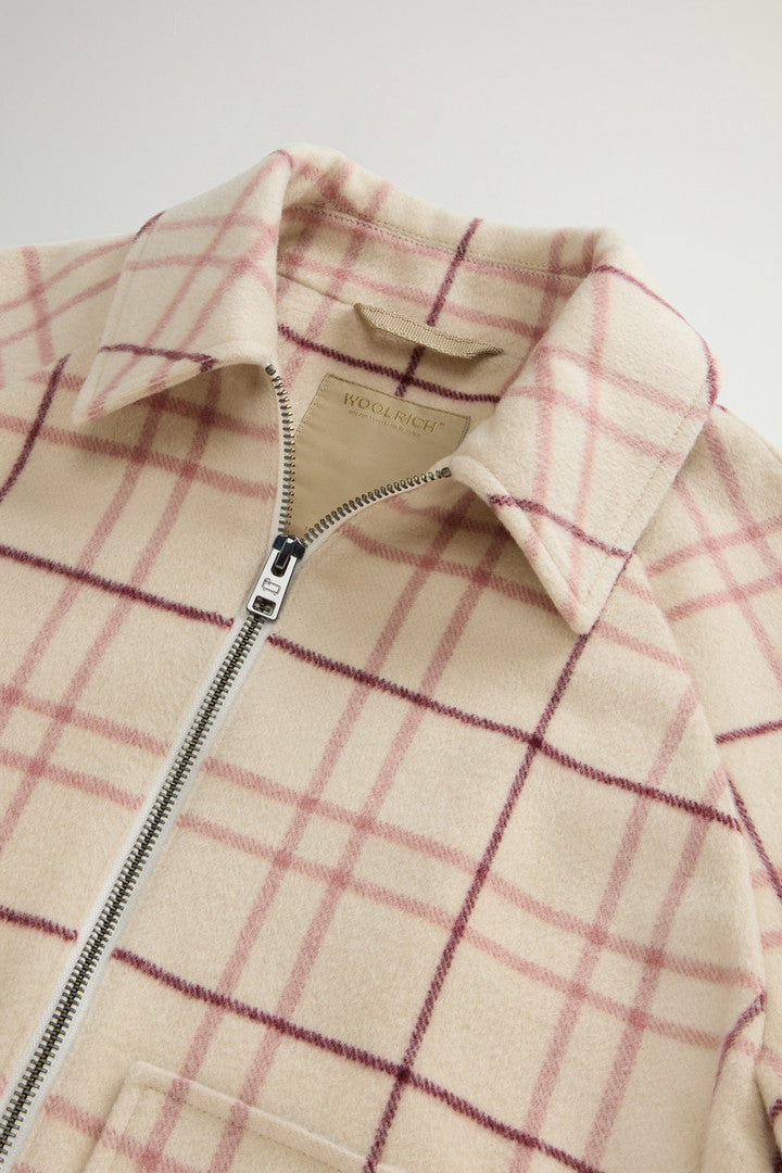 Wool-Blend Overshirt with Checked Pattern (Cream Check) - Detail View 5
