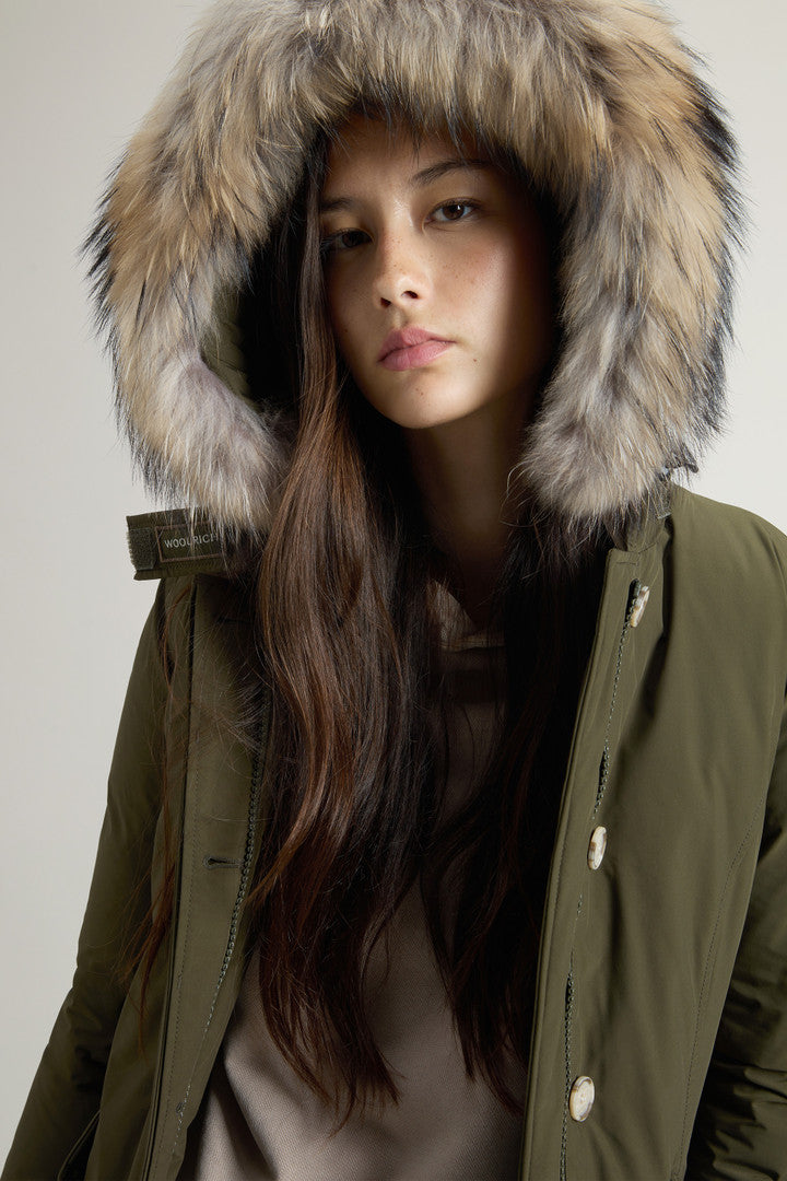 Arctic Parka in Urban Touch with Detachable Fur (Dark Green) - Detail View 4