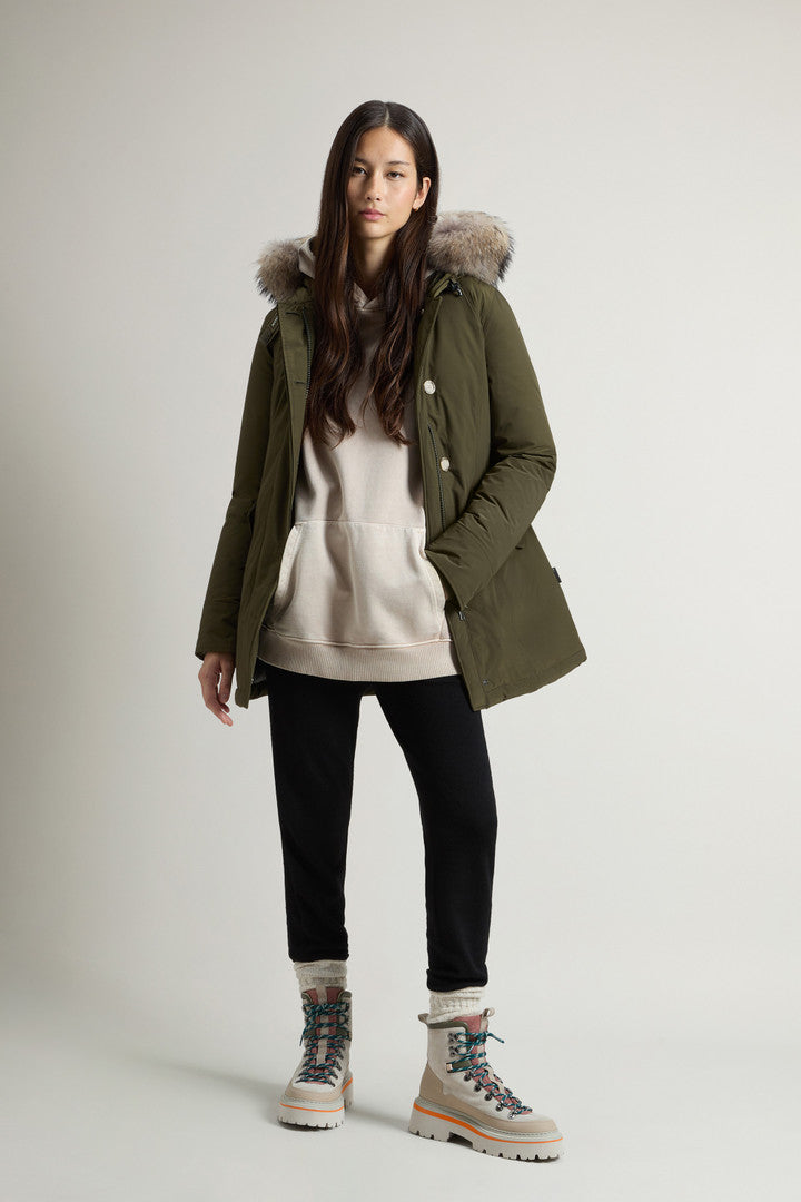 Arctic Parka in Urban Touch with Detachable Fur (Dark Green) - Detail View 1