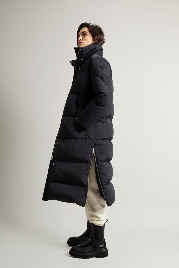 Aurora Long Parka in Stretch Nylon (Dark Green) - Detail View 3