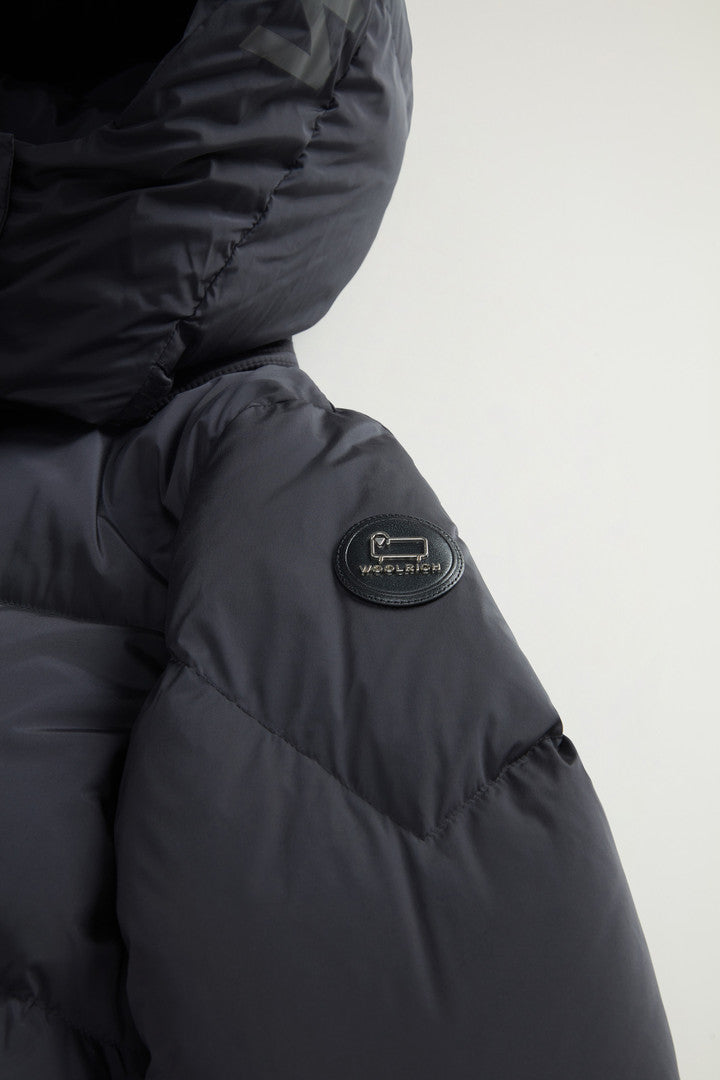 Aurora Long Parka in Stretch Nylon (Dark Green) - Detail View 6