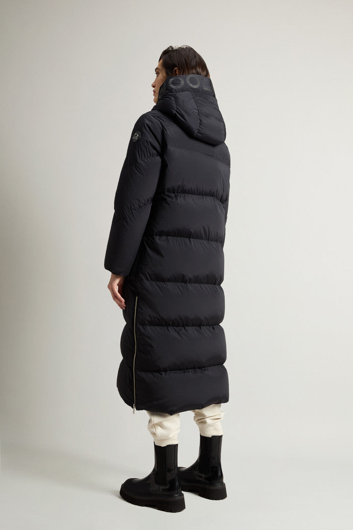 Aurora Long Parka in Stretch Nylon (Dark Green) - Detail View 2