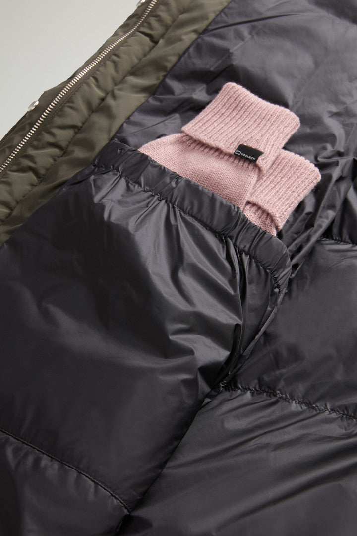 Aurora Long Parka in Stretch Nylon (Dark Green) - Detail View 12