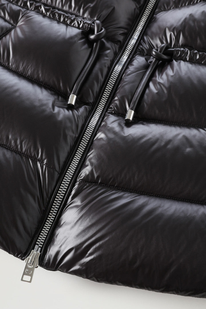 Aliquippa Down Jacket in Glossy Nylon with a Drawstring Waist (Black) - Detail View 3