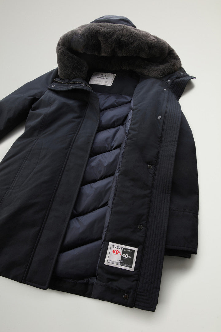 Boulder Parka in Ramar Cloth with Hood and Detachable Faux Fur Trim (Dark Navy) - Detail View 9