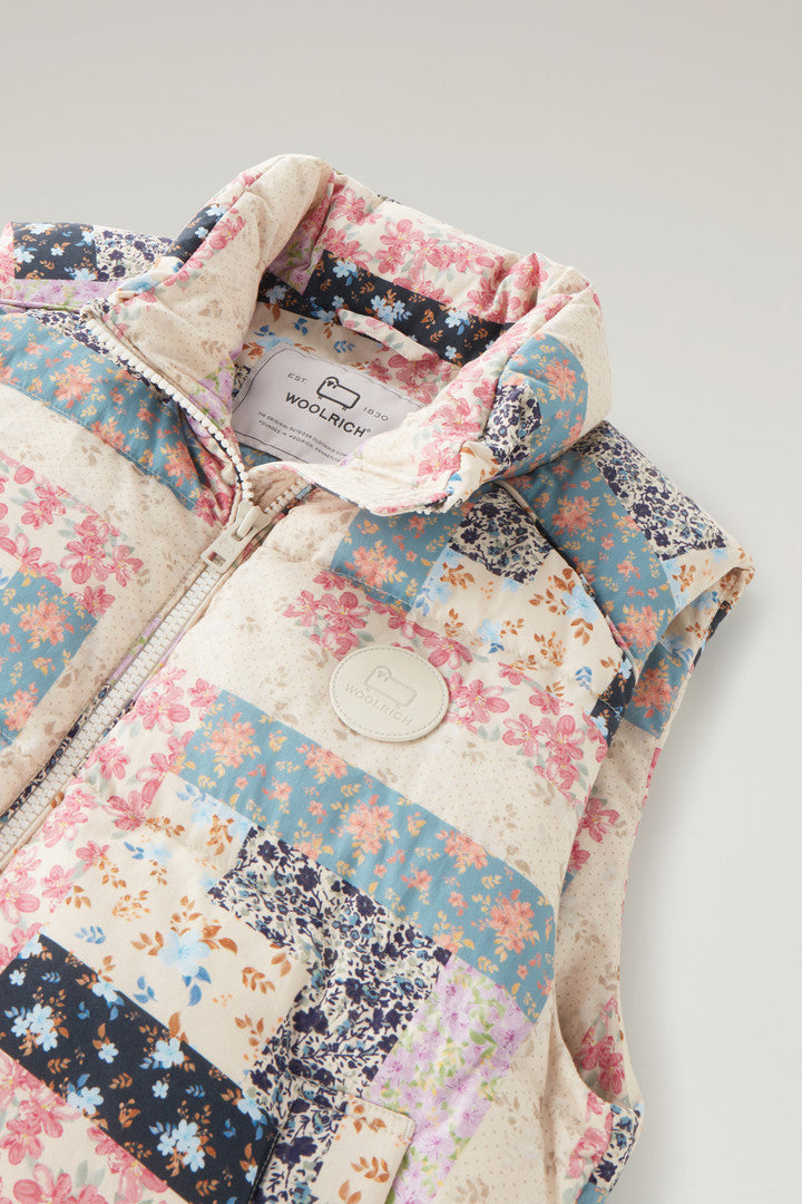 Pennsylvania Quilted Vest with Patchwork Print (Cream Patchwork) - Detail View 1