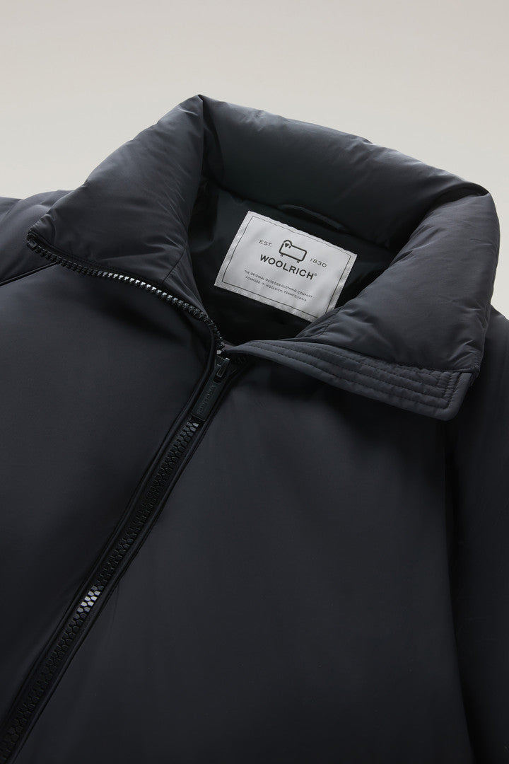 Alsea Down Jacket in Stretch Nylon (Black) - Detail View 1