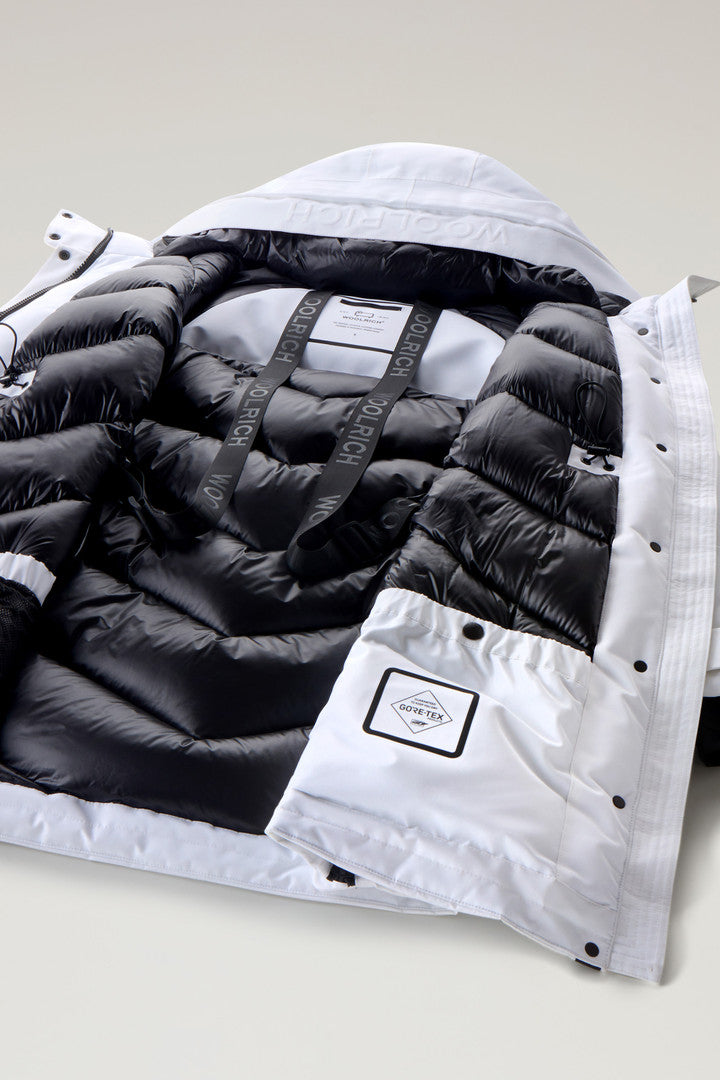 Waterproof High-Tech Parka in GORE-TEX (Natural White) - Detail View 4