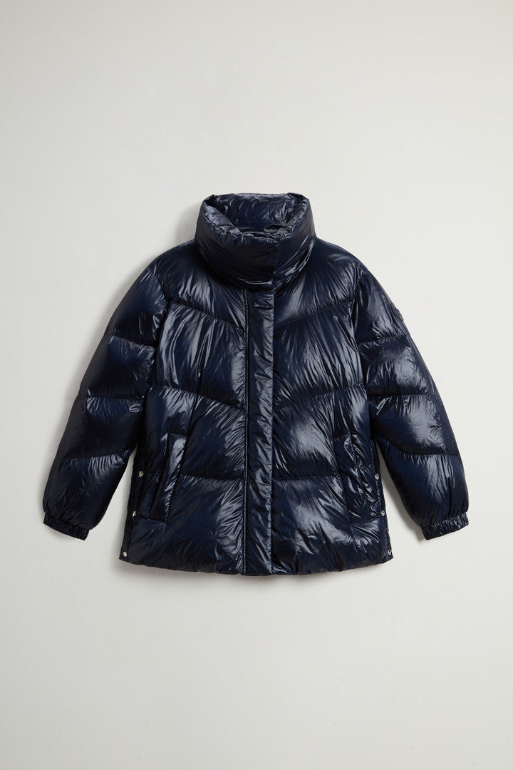 Aliquippa Down Jacket in Glossy Nylon (Black) - Detail View 11