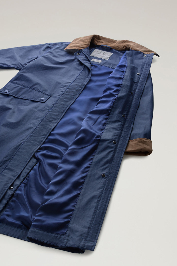 Waxed Trench Coat in Cotton Nylon Blend with Pointed Collar (Twilight Blue) - Detail View 4