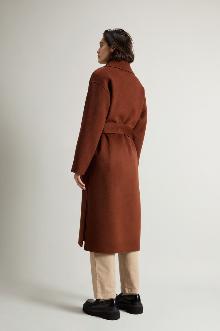Long Coat in Pure Virgin Wool with Belt (Noisette) - Detail View 3