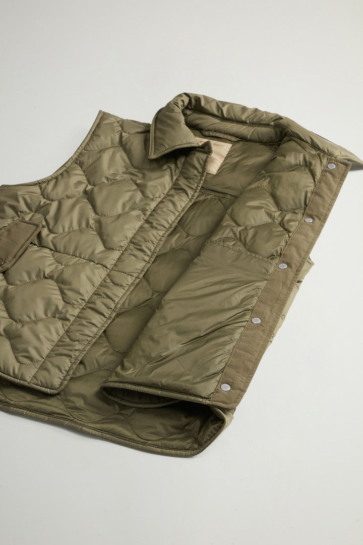 Quilted Microfiber Heritage Vest (Greenstone) - Detail View 7