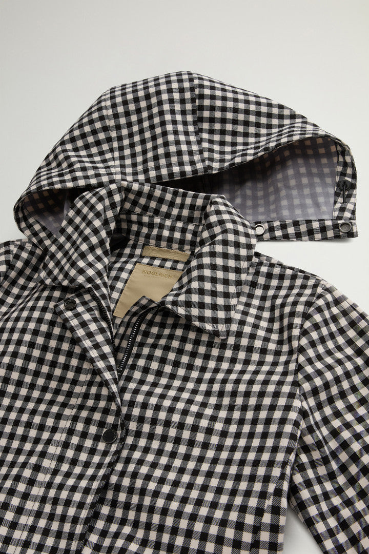 Yarn-Dyed Trench Coat in Three-Layer Fabric with Hood (Black Buffalo) - Detail View 5