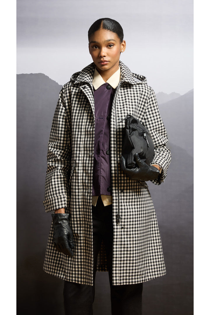 Yarn-Dyed Trench Coat in Three-Layer Fabric with Hood (Black Buffalo) - Detail View 8