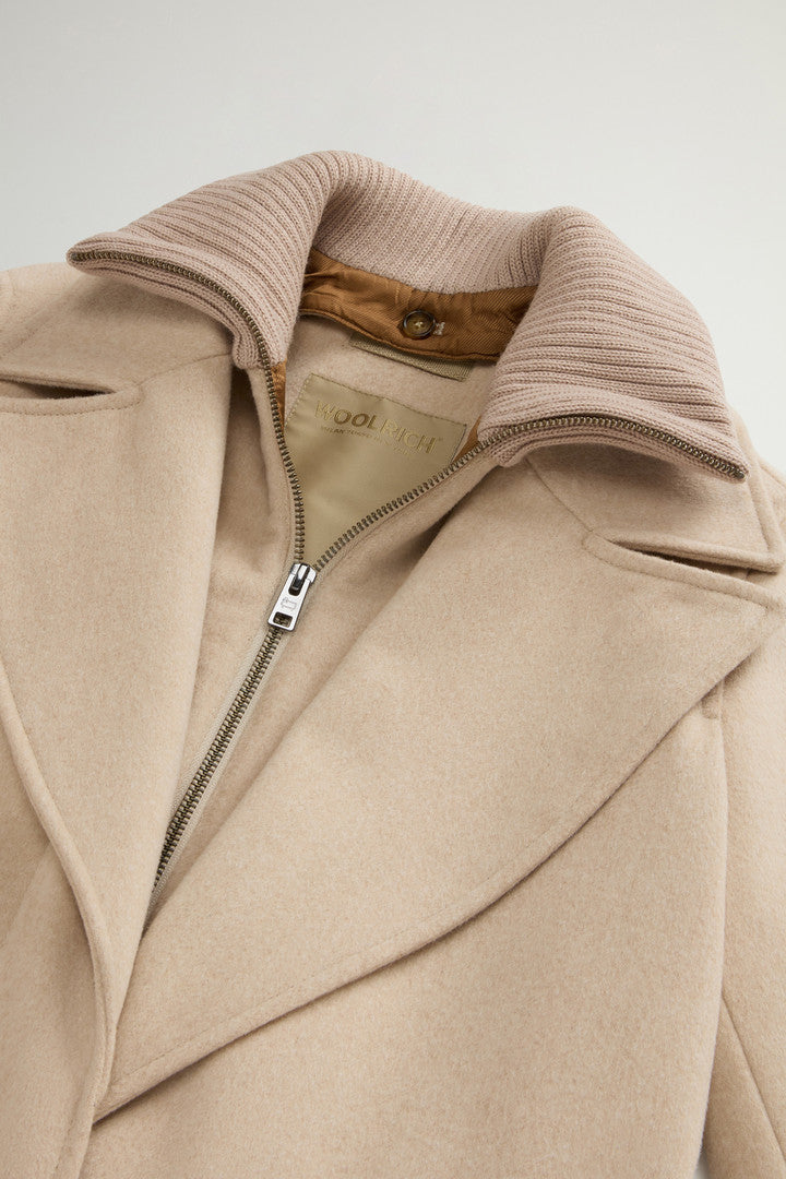 Coat in Pure Virgin Italian Wool Crafted Using a Loro Piana Fabric (Oxford Tan) - Detail View 5