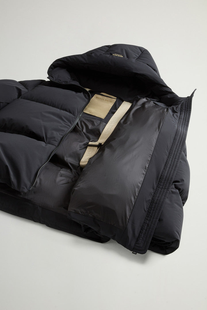 Cloud Down Jacket in Stretch Nylon with Matte Finish (Black) - Detail View 8