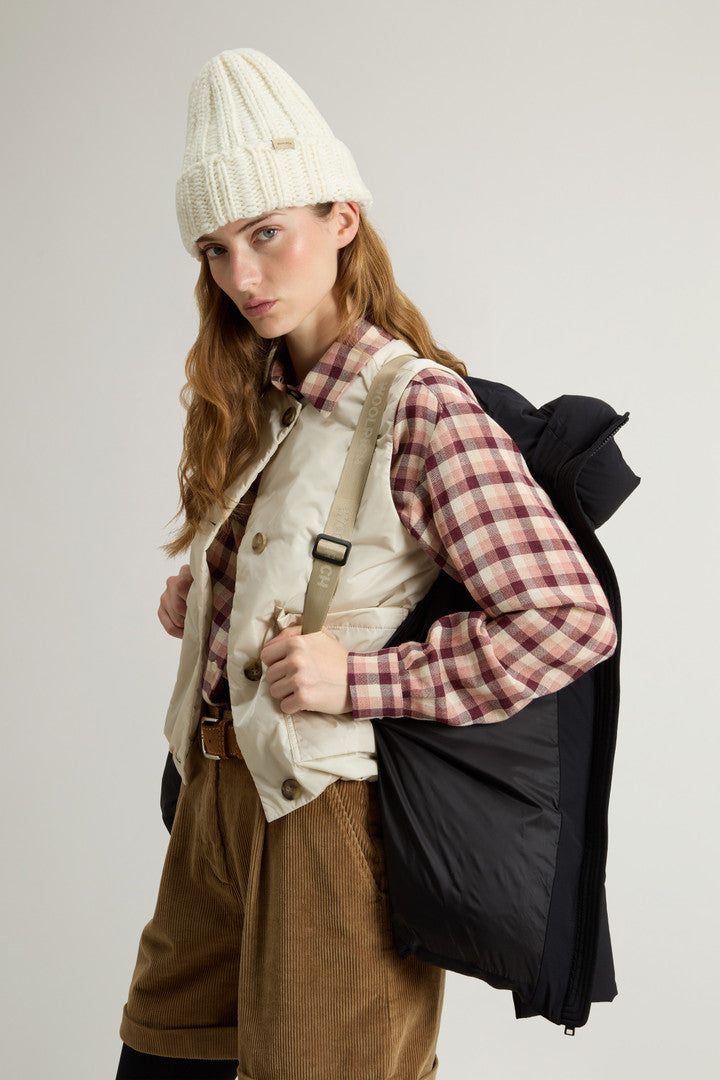 Cloud Down Jacket in Stretch Nylon with Matte Finish (Black) - Detail View 5