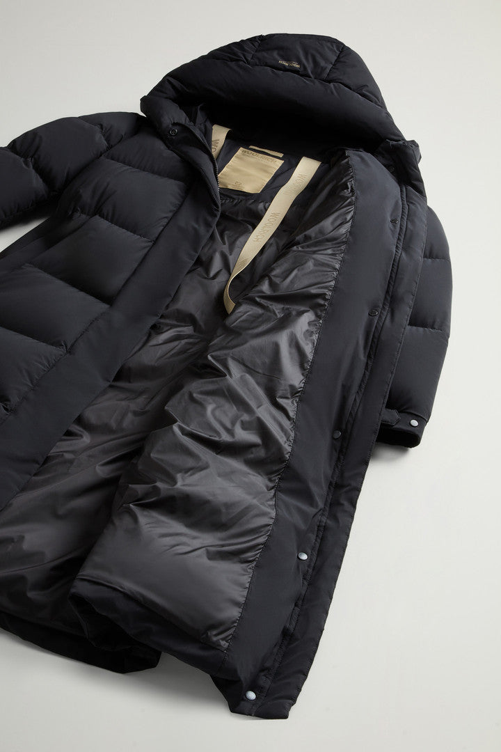 Long Cloud Down Jacket in Stretch Nylon with Matte Finish (Black) - Detail View 7