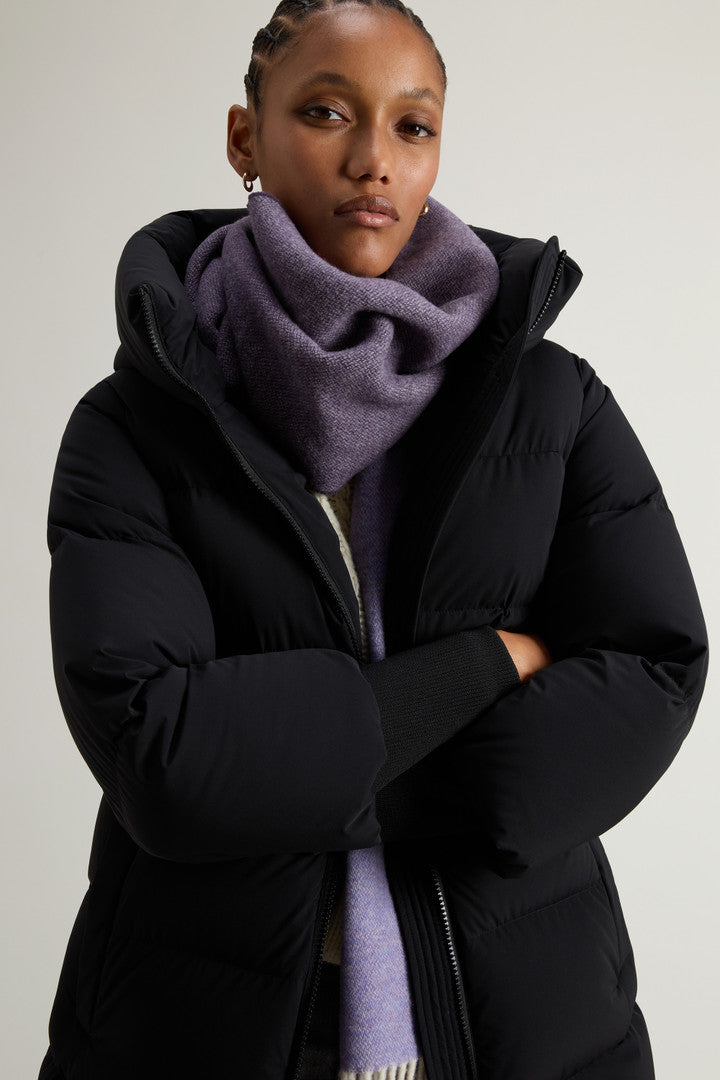 Cloud Down Jacket in Stretch Nylon with Matte Finish (Milky Cream) - Detail View 3