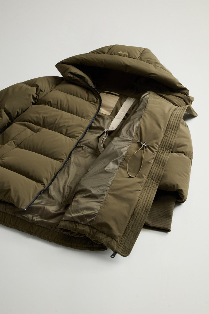 Cloud Down Jacket in Stretch Nylon with Matte Finish (Milky Cream) - Detail View 8