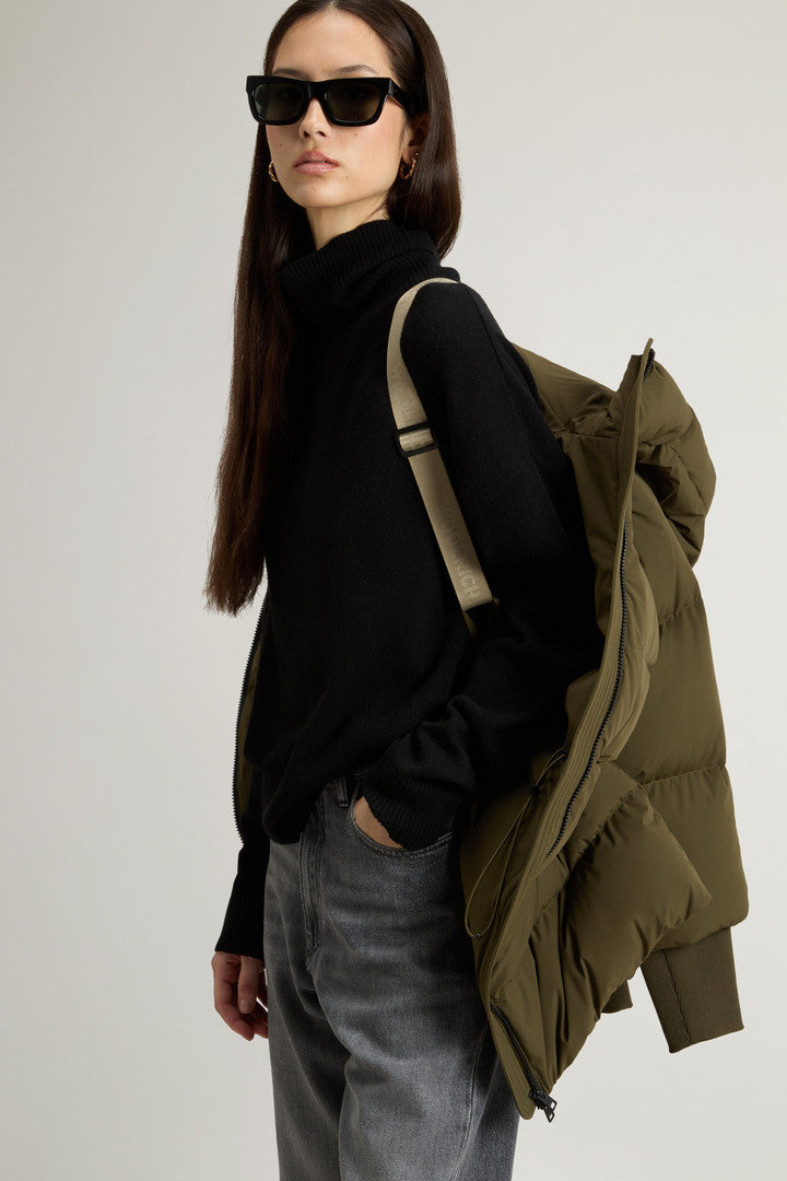 Cloud Down Jacket in Stretch Nylon with Matte Finish (Milky Cream) - Detail View 4