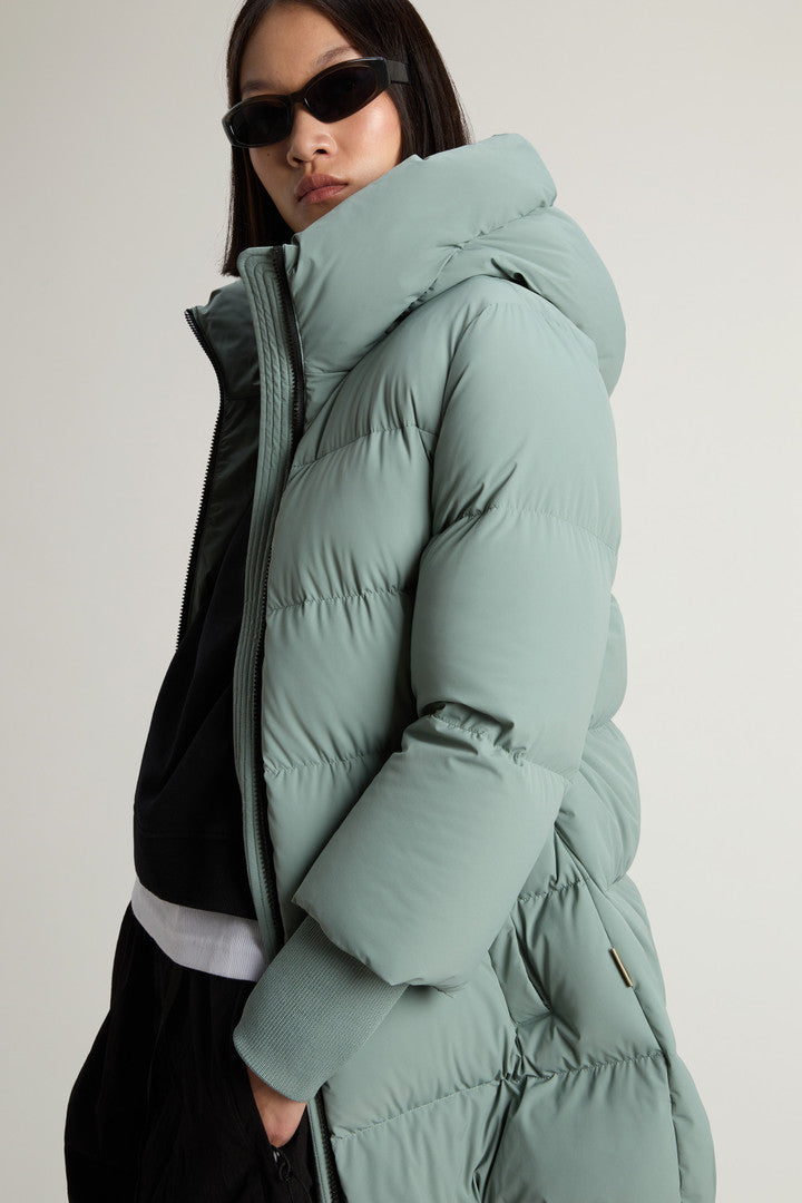 Cloud Down Jacket in Stretch Nylon with Matte Finish (Milky Cream) - Detail View 3