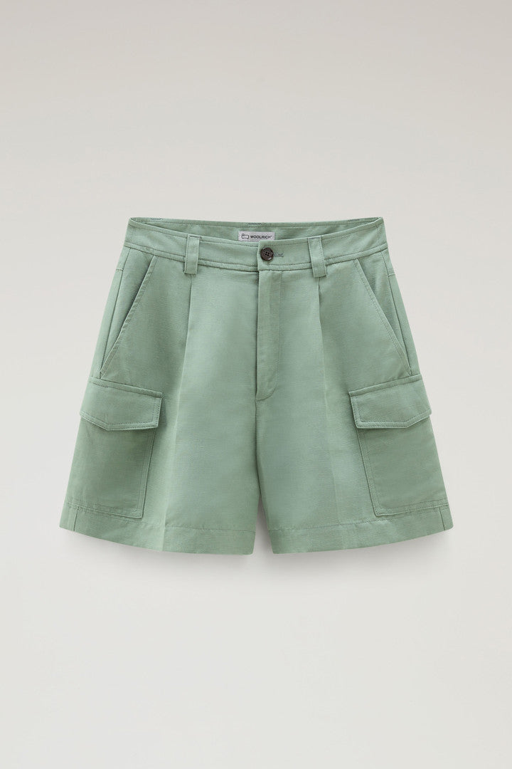 Cargo Shorts in a Linen Blend with Pockets (Sage) - Main View