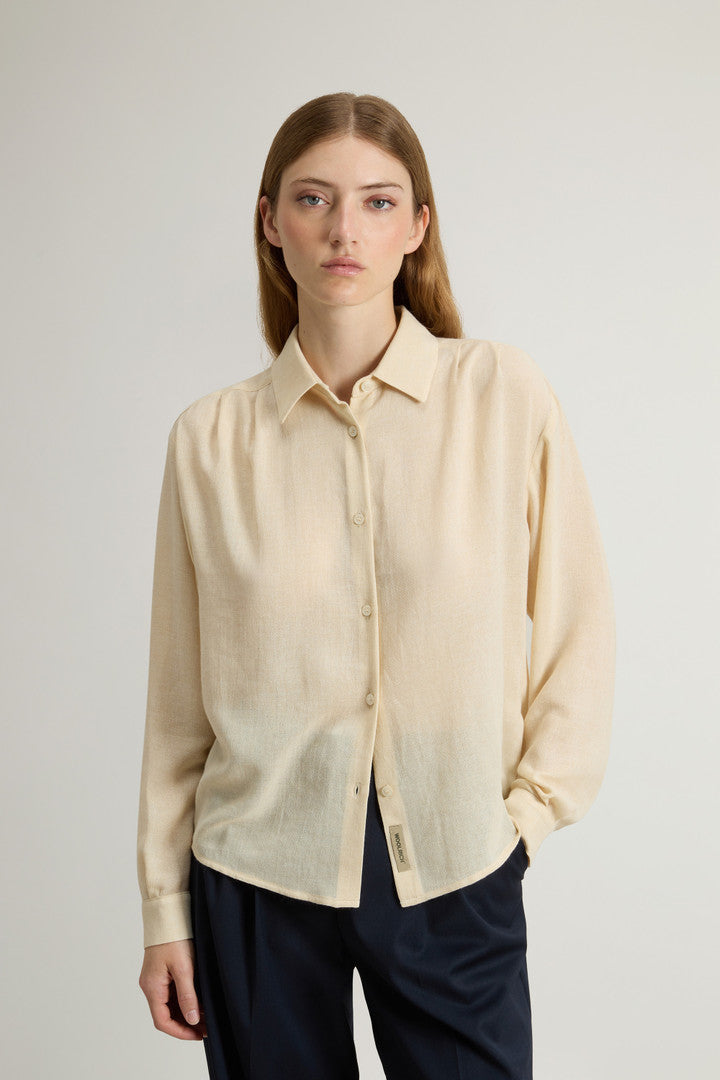 Shirt in Italian Brushed Fabric (Milky Cream) - Detail View 1