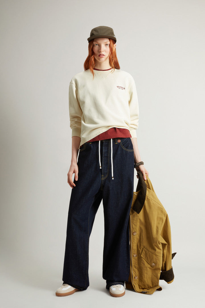 Crewneck Sweatshirt in Pure Cotton (Yellow Pear) - Detail View 2