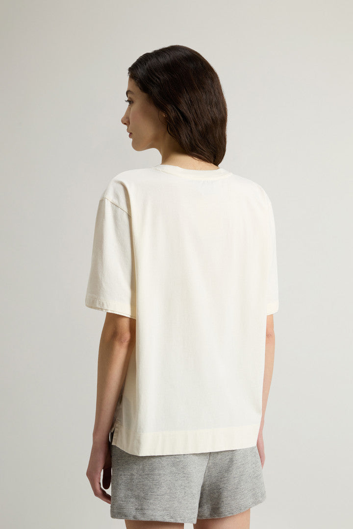 T-Shirt in Pure Pima Cotton (Jet Stream Leaf) - Detail View 3