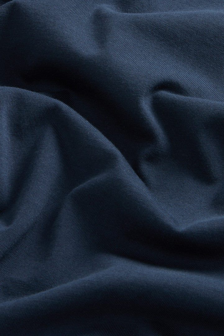 T-Shirt in Pure Pima Cotton (Melton Blue) - Detail View 7