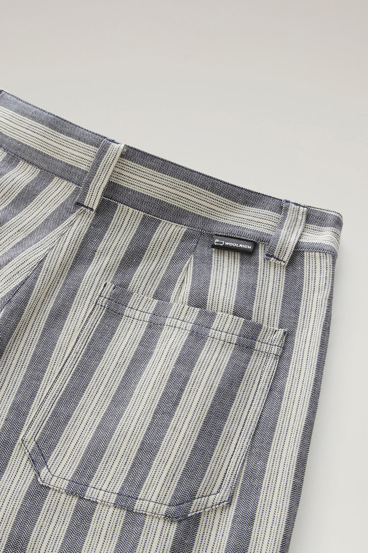 Marine Pants in Cotton-Linen Blend (Melton Blue Stripe) - Detail View 3