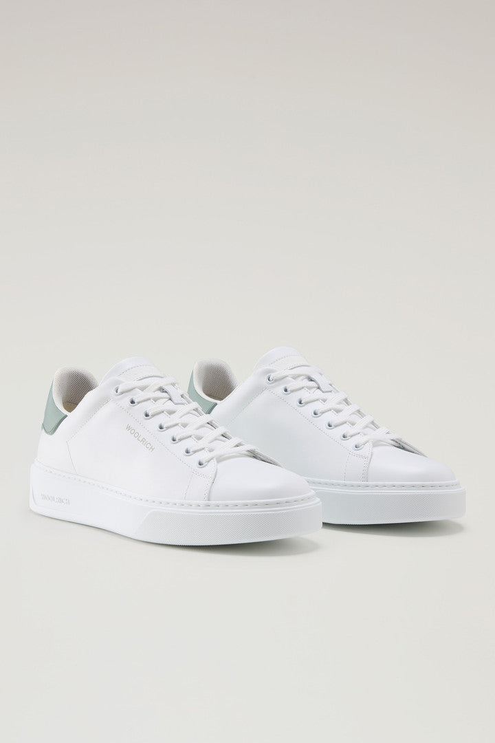 Classic Court Sneakers in Leather with Contrasting Patch (White Green) - Detail View 1