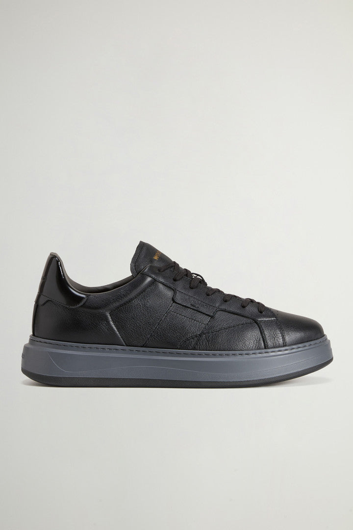 Arrow Sneakers in Leather (Black Black) - Main View