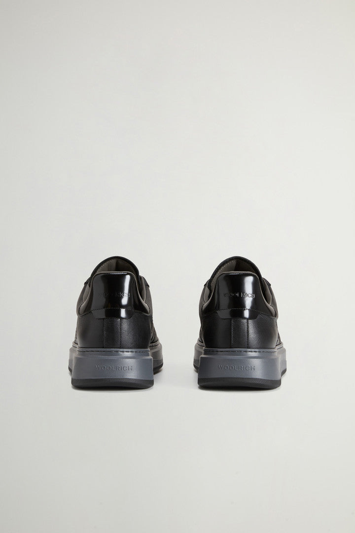 Arrow Sneakers in Leather (Black Black) - Detail View 2