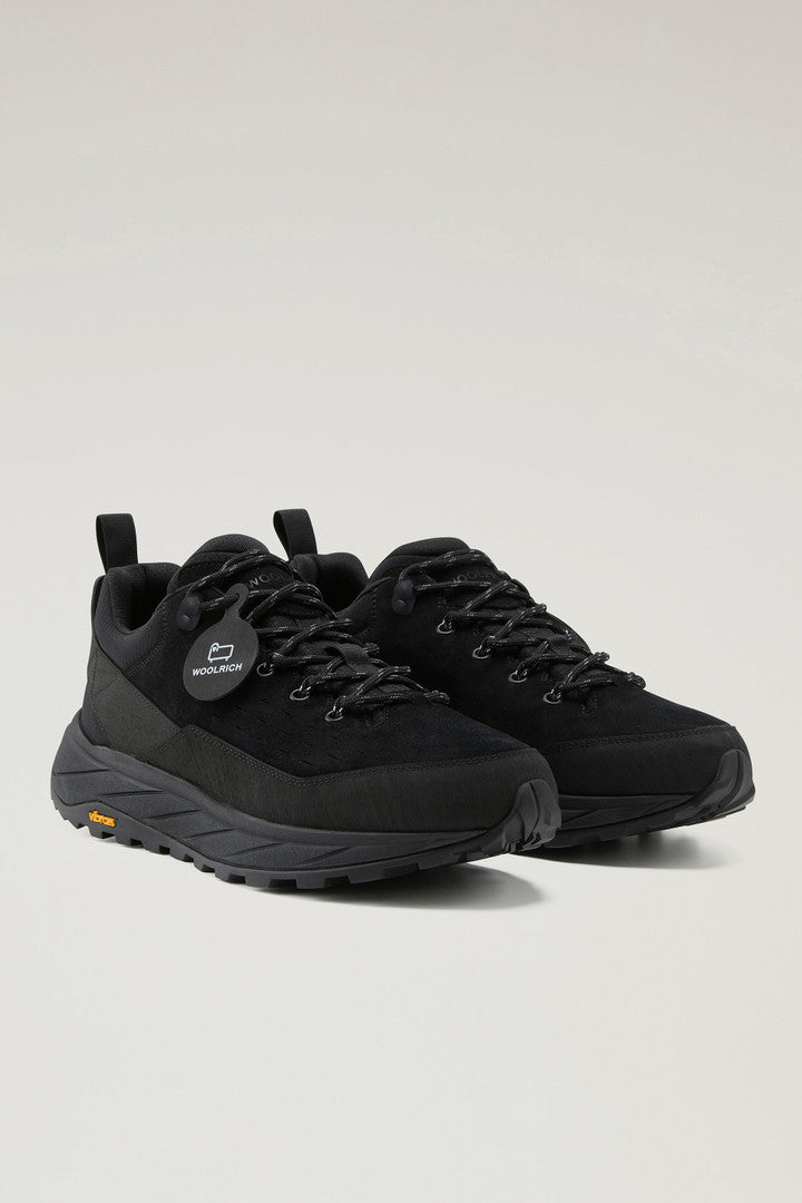 Trail Runner Shoes (Black Black) - Detail View 1