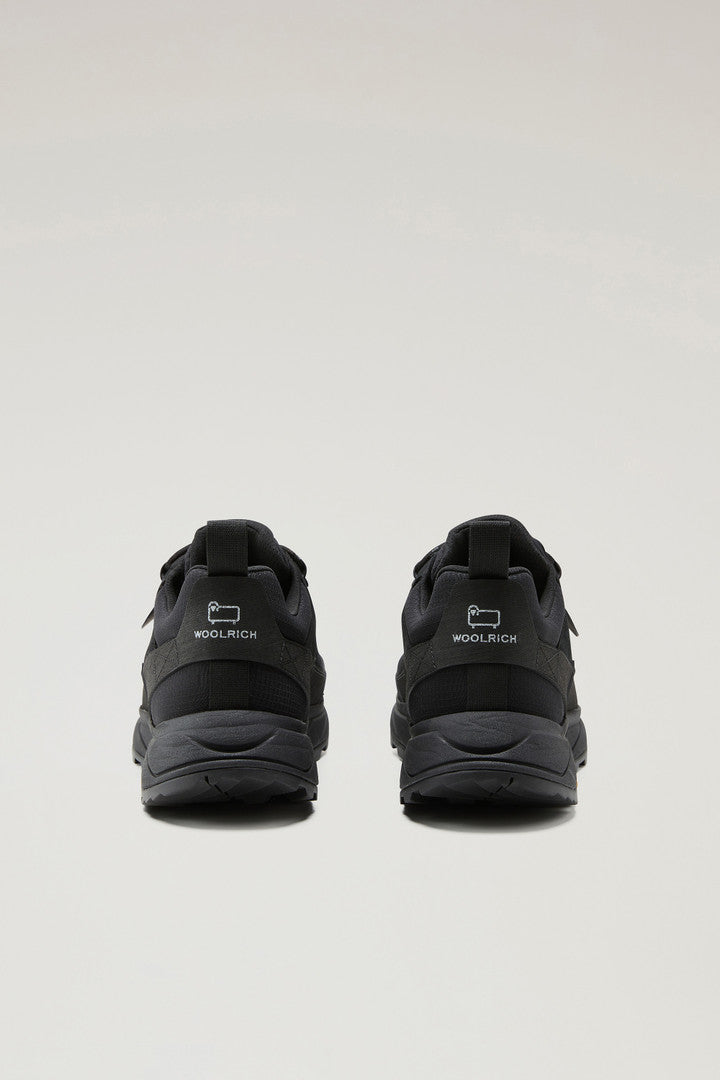Trail Runner Shoes (Black Black) - Detail View 2