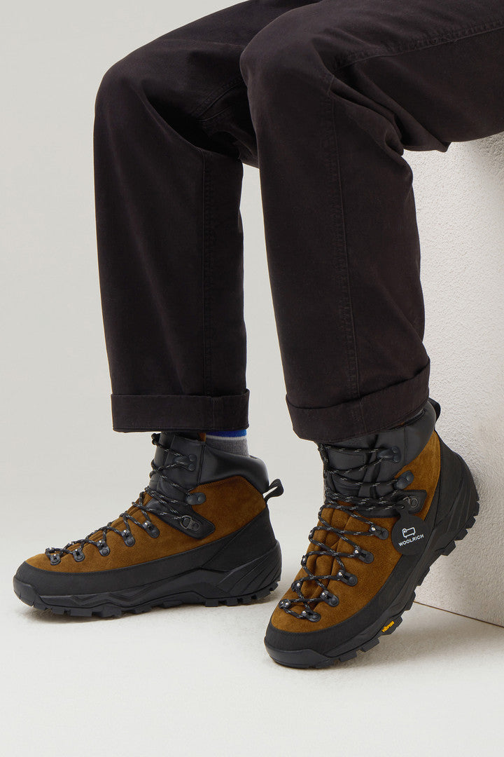 Hiker Sneakers (Black Black) - Detail View 5