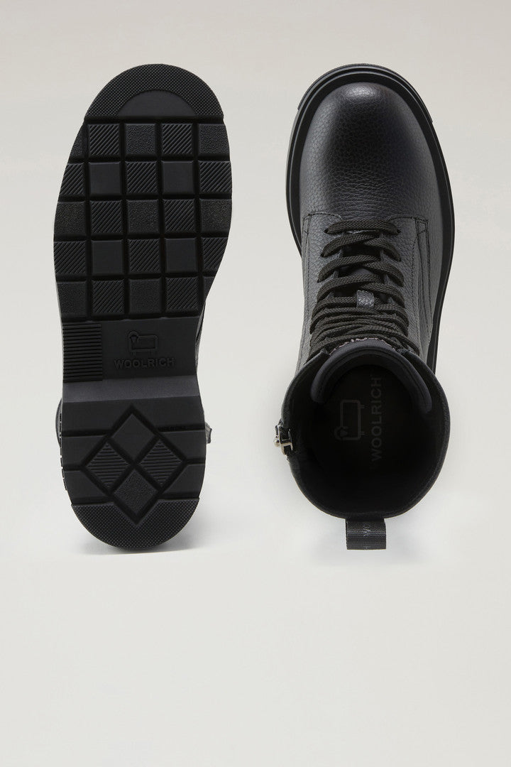 New City Boots in Tumbled Leather (Black) - Detail View 3