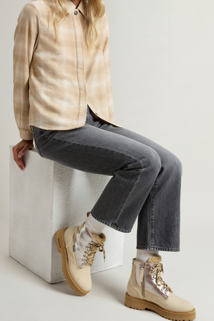 Main Combat Boots in Cowhide and Suede (Whipped Cream Silver) - Detail View 6
